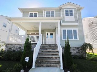 308 N Lancaster Ave, Margate, NJ 08402