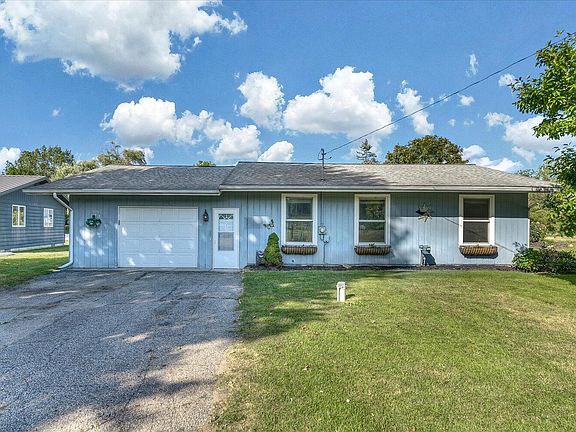 2nd image of 2891 Loehrs Landing Dr