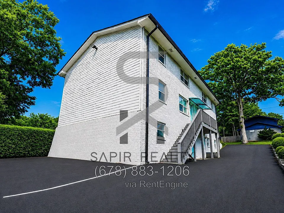 371 Lanier St NW #4