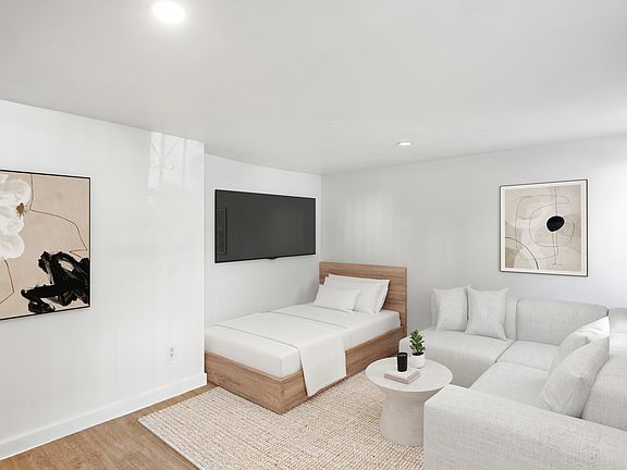 4th image of 654 Putnam Ave #Bb