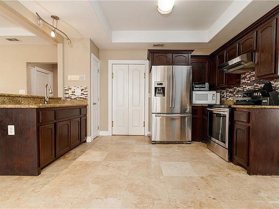 5th image of 3324 Midlands Cir