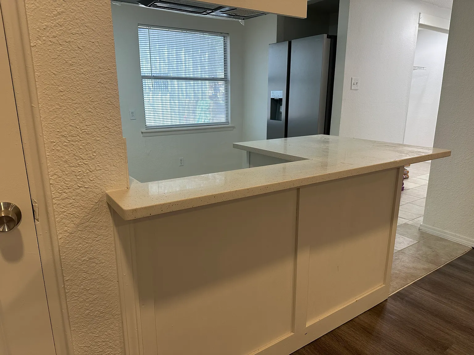 3 bed, 1260 sqft, $1,800 — Photo 2