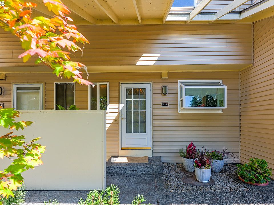 1st image of 623 N Hayden Bay Dr
