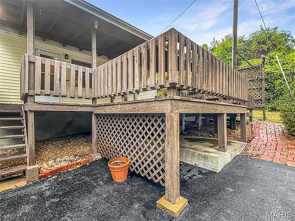 2nd image of 2710 Keebler Rd