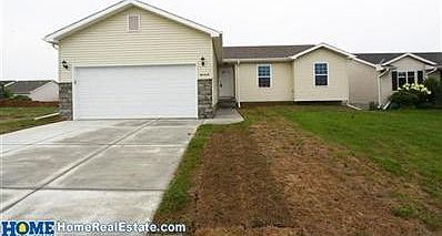 3rd image of 4160 W Thatcher Cir
