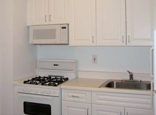 7 Davenport Ave APT 05E, New Rochelle, NY