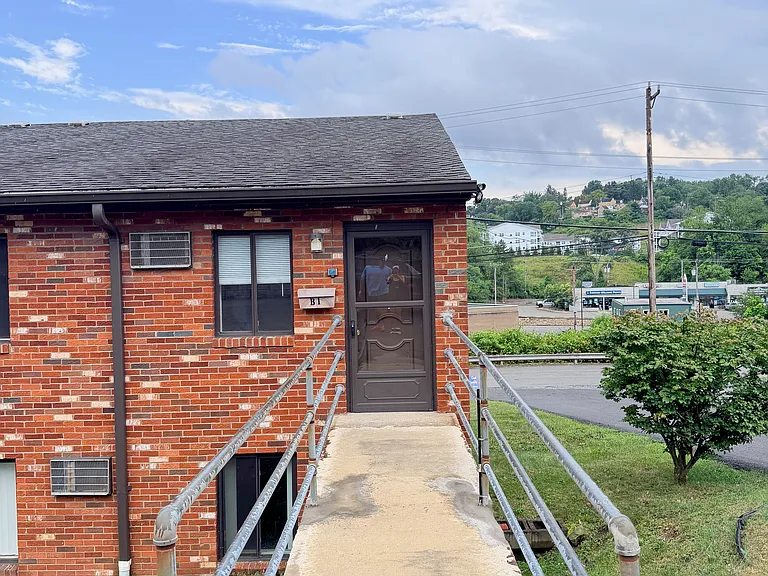 Your own entrance, end unit.