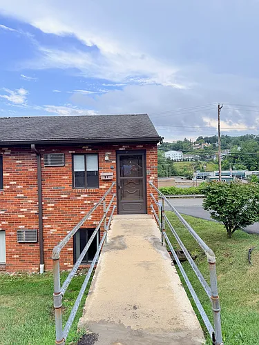 3600 Willow Ave #B1 Photo 1 3600 Willow Ave #B1 Photo 1