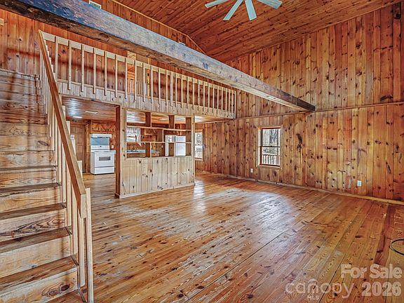 12th image of 156 Carpenters Knob Dr