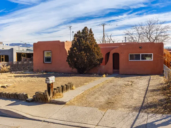 3014 Franciscan St NE, Albuquerque, NM 87107