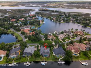 1318 Charter Ct E, Jacksonville, FL 32225