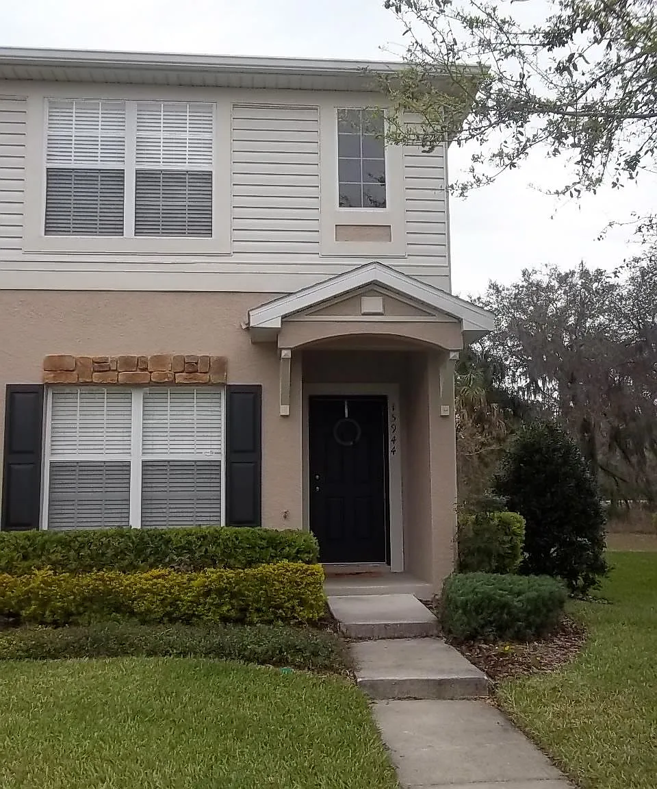 15944 Fishhawk Creek Ln — Photo 1