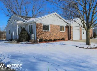 46721 Shelby Ct, Shelby Township, MI 48317