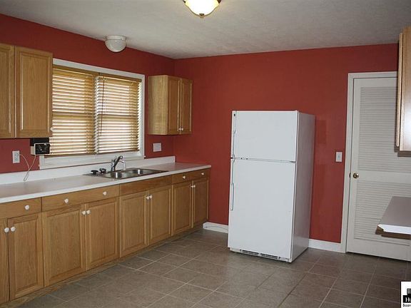 3rd image of 204 3rd St E