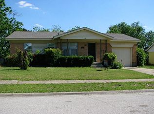 208 Carmen Dr, Garland, TX 75041