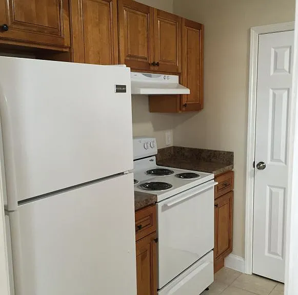 891 Huntington Ave #2 — Photo 2