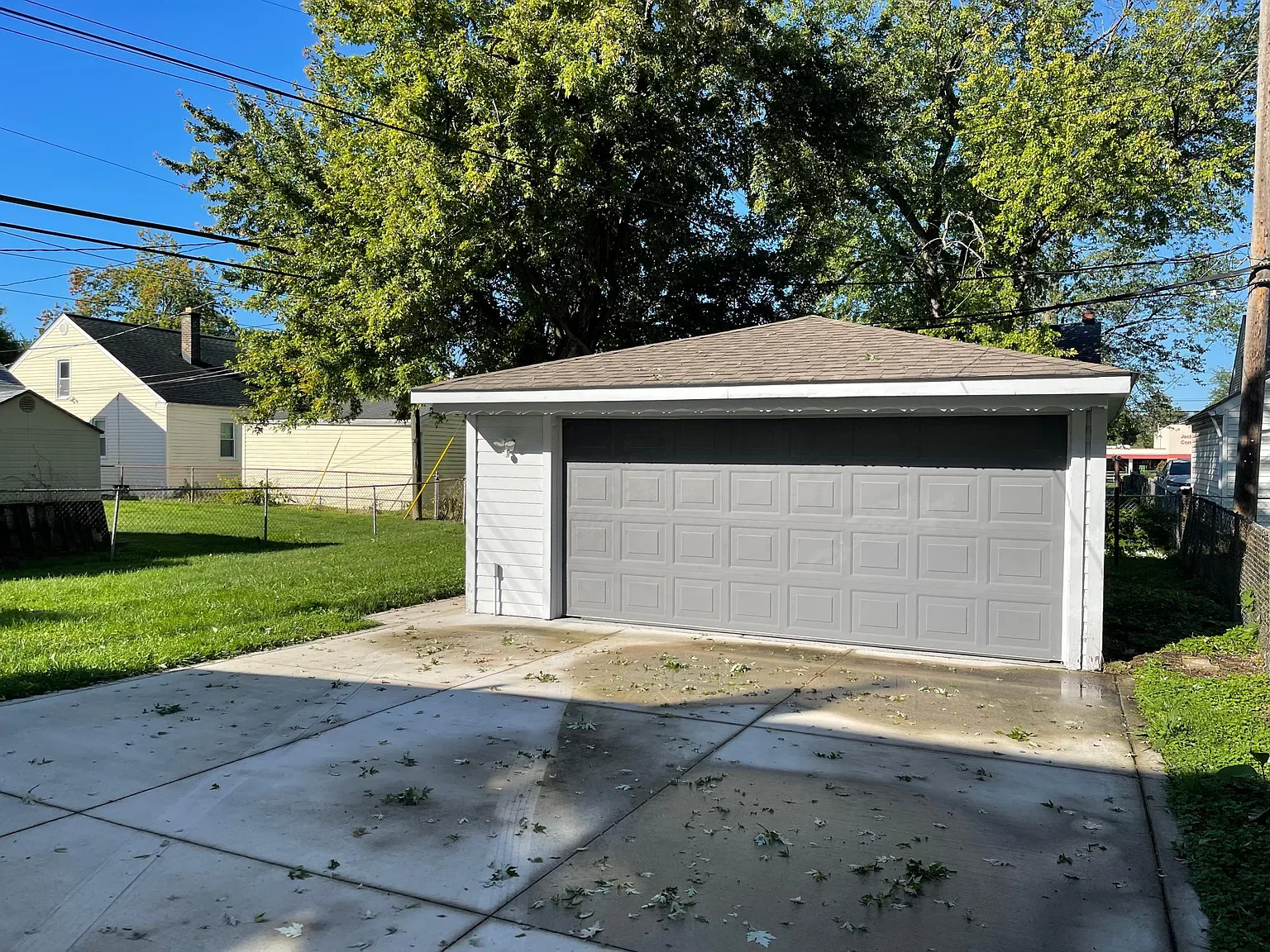 3 bed, 1127 sqft, $2,325 — Photo 4