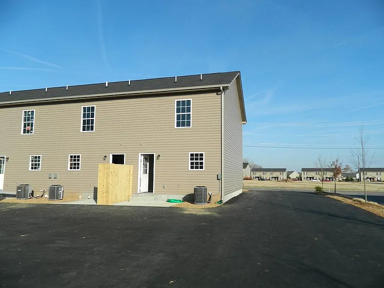 1330 Macedonia Dr — Photo 8