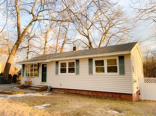 111 Salisbury St, Dracut, MA 01826