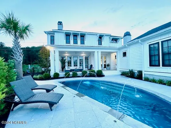 202 Moss Tree Drive, Wilmington, NC 28405