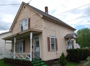 18 Vine St, Barre, VT 05641