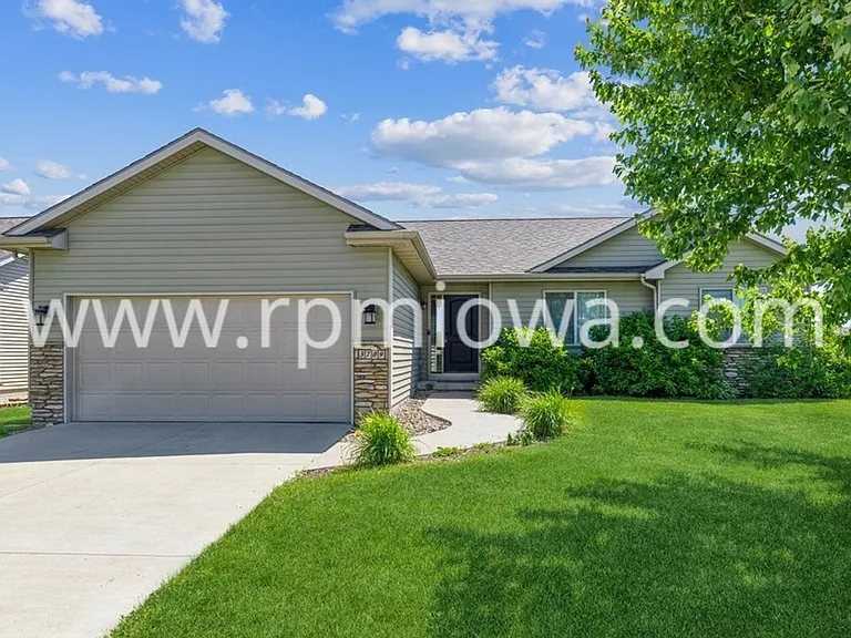 3709 NW Kline St — Photo 1