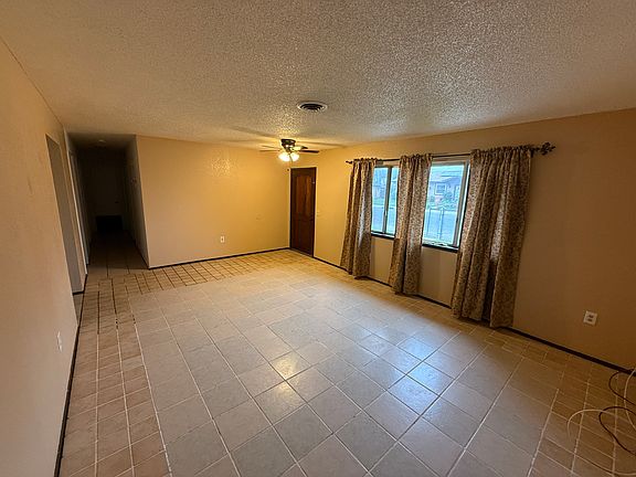 3rd image of 57 Jasmine Ct