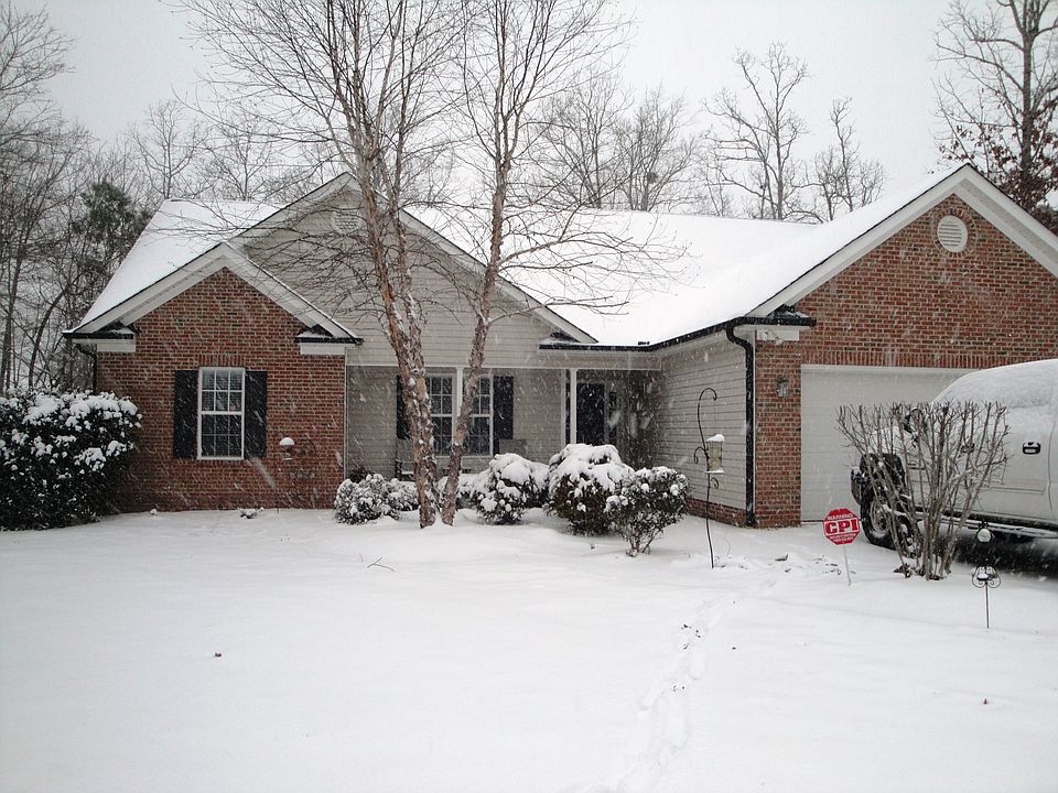 2nd image of 3209 Down Wind Dr