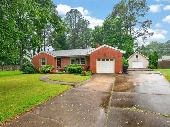 4833 Colonial Ln, Portsmouth, VA 23703