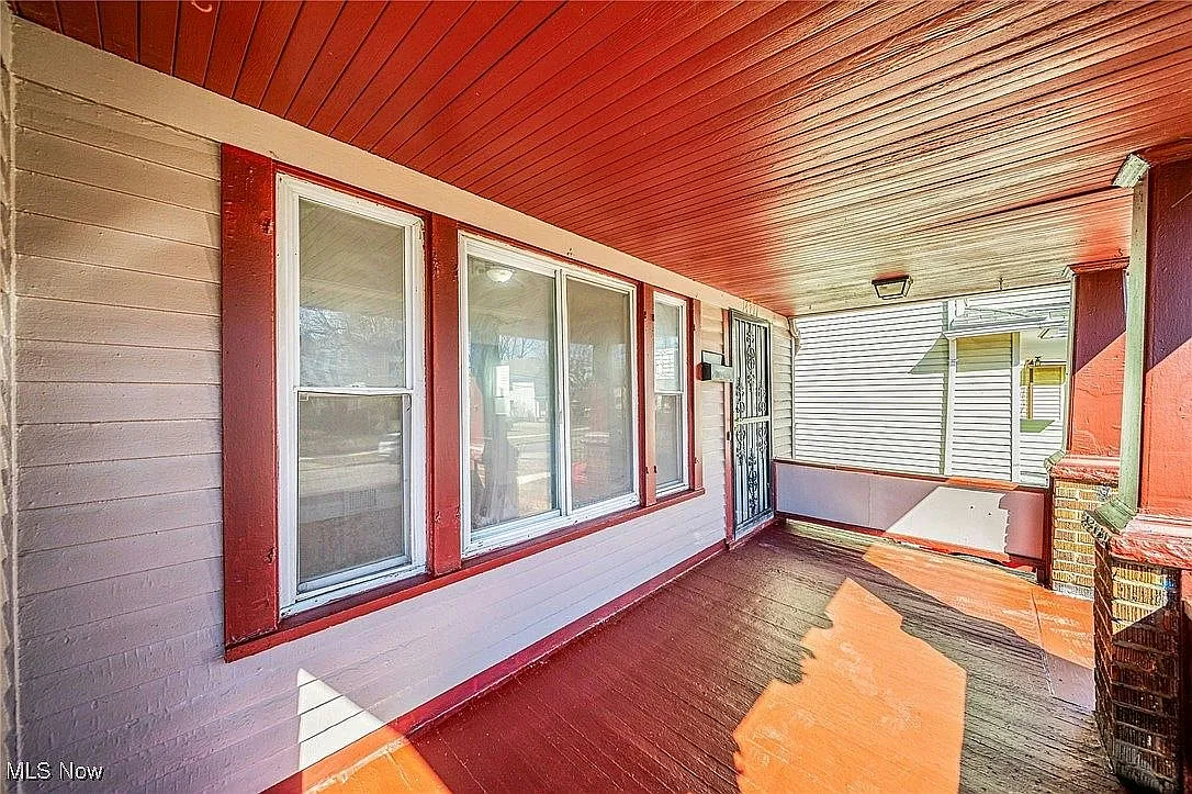 14709 Westropp Avenue, Unit D — Photo 3