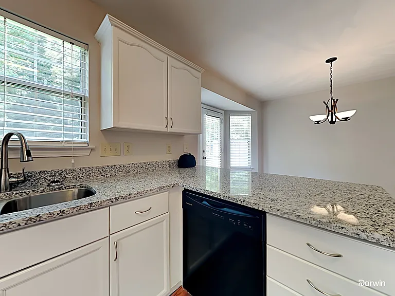 3411 Mayhurst Dr — Photo 4