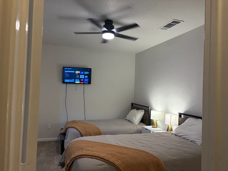 2812 Cantabrian Dr #A — Photo 34