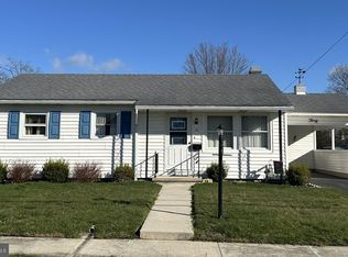 30 Brewster St, Hanover, PA 17331