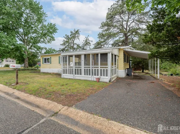 48 Beaver Ave Unit A, Manchester Township, NJ 08759