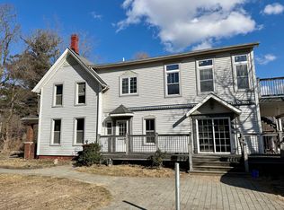 42915 Willis Rd, Belleville, MI 48111