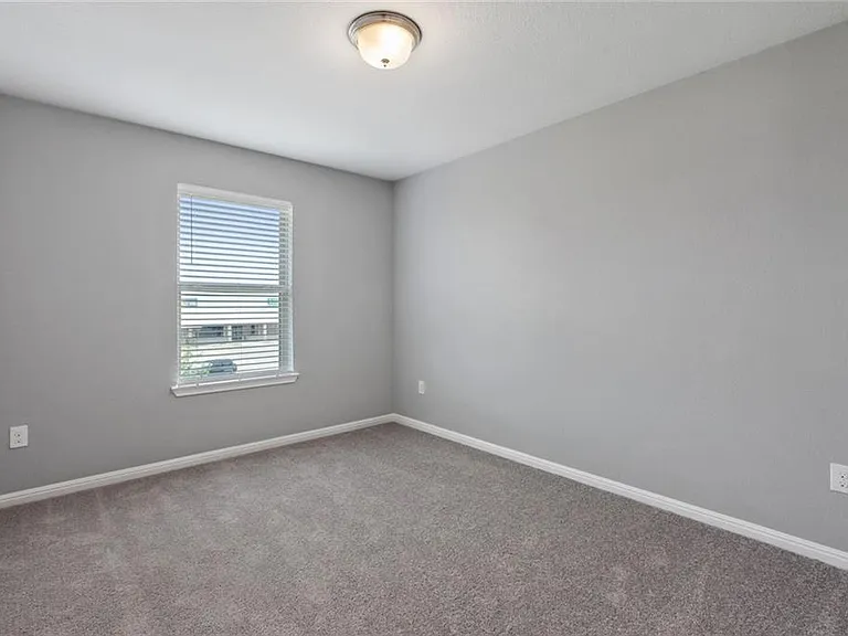 1218 Falconer Way #103 — Photo 6