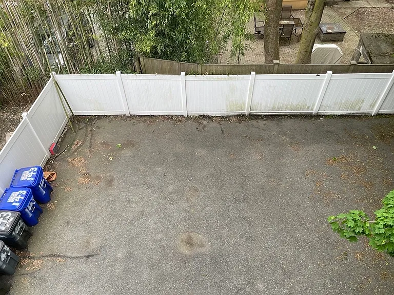 143 Williams St #3 — Photo 13