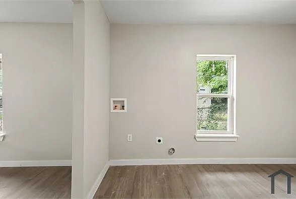 2621 Marburg St — Photo 17