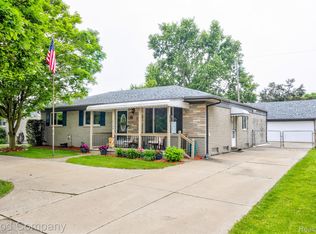 19789 Merriman Rd, Livonia, MI 48152
