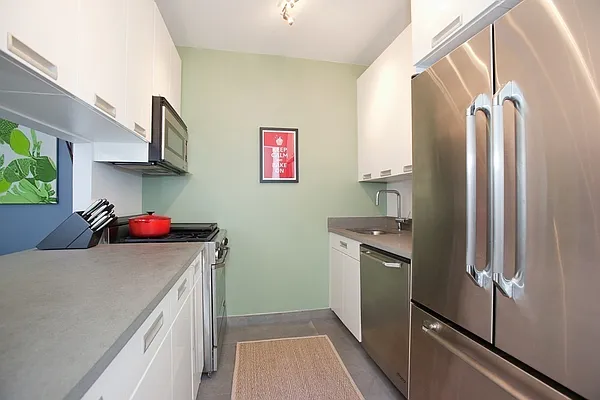 Sold by Nest Seekers International | media 5