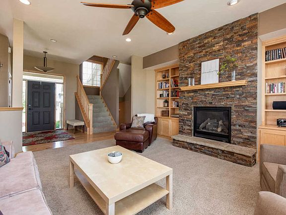 5th image of 3076 Aaron Dr