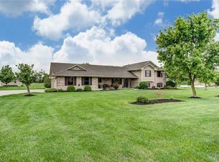 5152 Clearcreek Trl, Yellow Springs, OH 45387