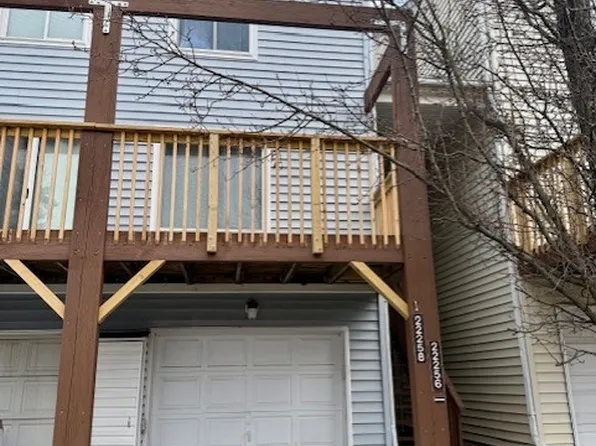 22258 River Walk Ln, Rocky River, OH 44116