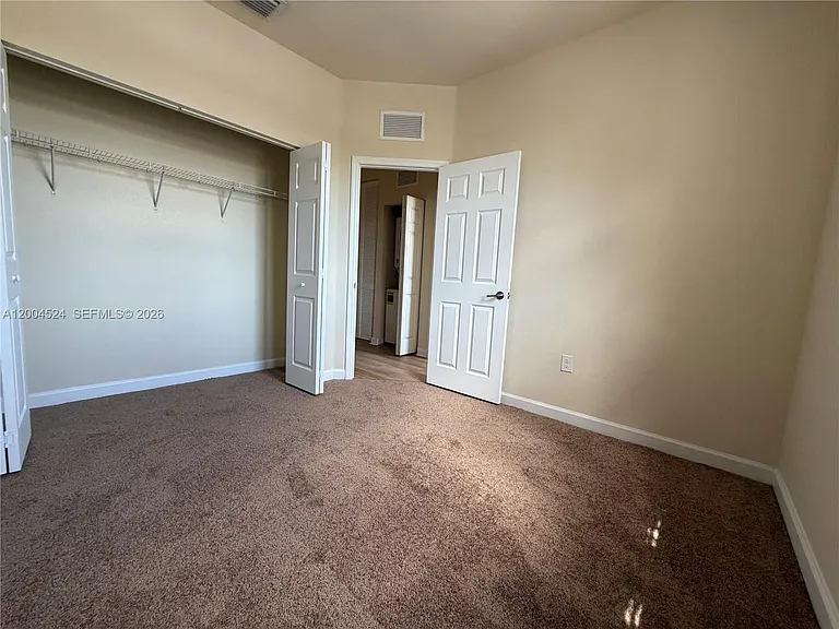 544 SE 32nd Ave — Photo 11