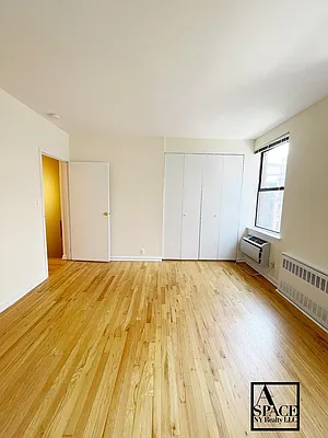 Rented by A Space Realty NY LLC | media 7