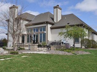 W292 N3667 Stillmeadow, Delafield, WI 53072