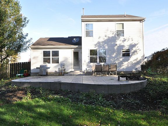 3rd image of 4724 Teabury Sq S