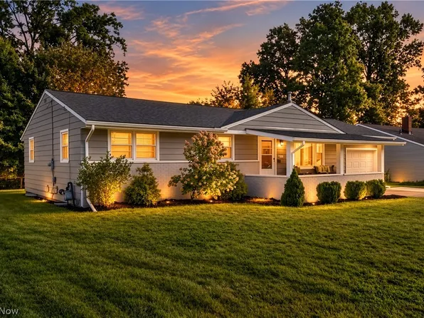 4164 Staatz Dr, Youngstown, OH 44511