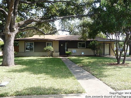 1st image of 702 Byrnes Dr