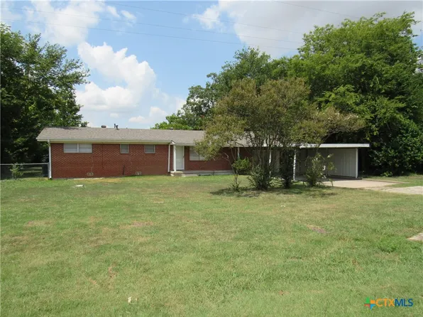 404 N Highway 95, Little River Academy, TX 76554